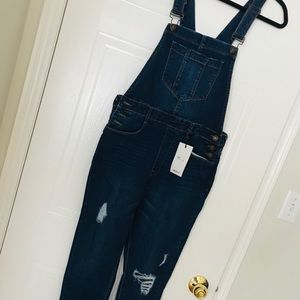 Denim overals very comfortable and cute